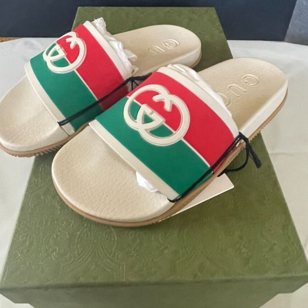 GUCCI Women's Red and Green Slide Sandals